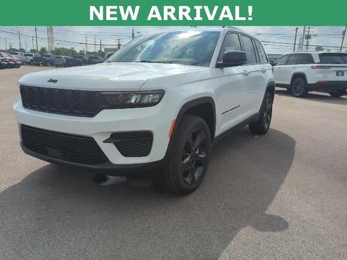 2023 Jeep Grand Cherokee Altitude
