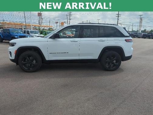 2023 Jeep Grand Cherokee Altitude