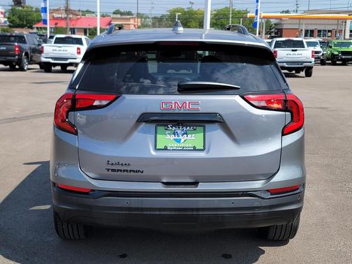 2021 GMC Terrain SLT