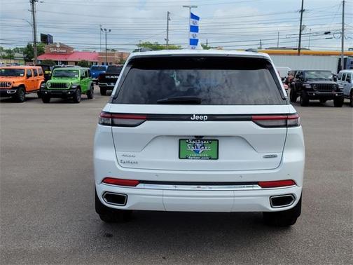 2022 Jeep Grand Cherokee Overland