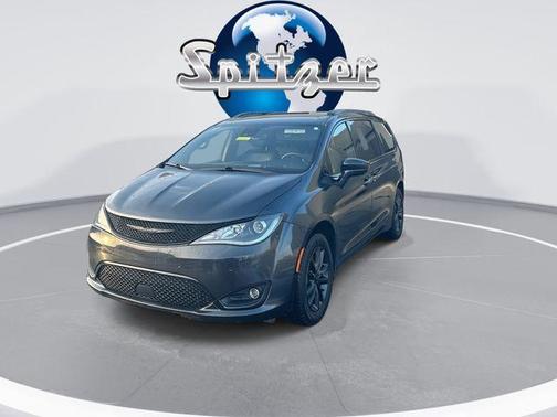 2020 Chrysler Pacifica Launch Edition