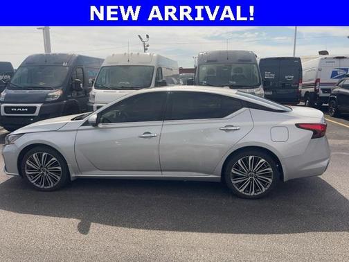 2023 Nissan Altima 2.5 SL