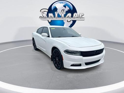 2017 Dodge Charger SXT