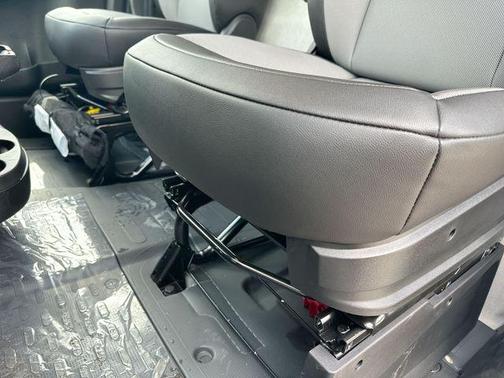 Bright White Clearcoat 2026 RAM ProMaster 2500 High Roof