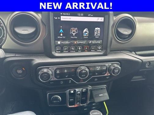 2021 Jeep Gladiator Sport