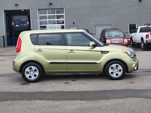 2013 Kia Soul Base