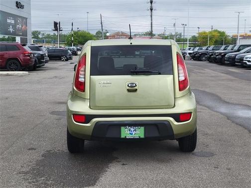 2013 Kia Soul Base