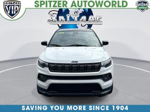 Bright White Clearcoat 2022 Jeep Compass Altitude
