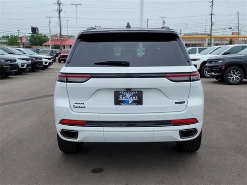 2025 Jeep Grand Cherokee Summit
