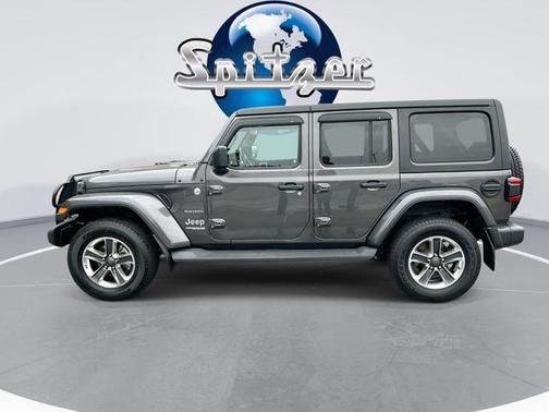 2019 Jeep Wrangler Unlimited Sahara