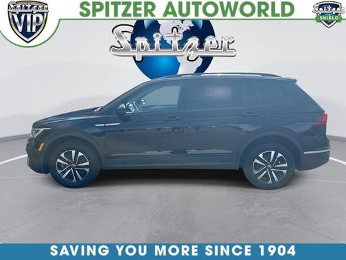 Deep Black Pearl Effect 2023 Volkswagen Tiguan 2.0T S