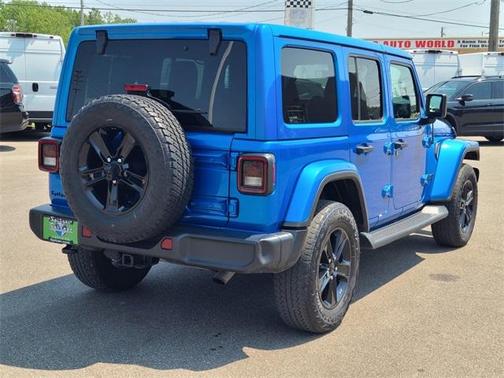 2021 Jeep Wrangler Unlimited Sahara Altitude