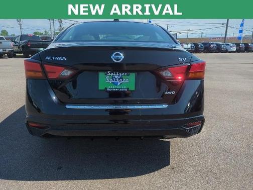 2022 Nissan Altima 2.5 SV