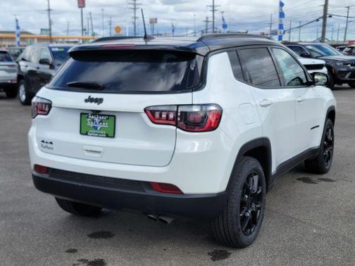 2022 Jeep Compass Altitude