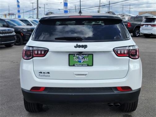 2022 Jeep Compass Altitude