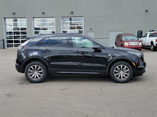 2023 Cadillac XT4 Sport