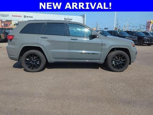 2021 Jeep Grand Cherokee Laredo X
