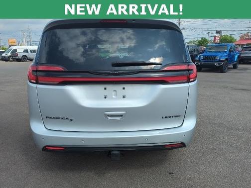 2022 Chrysler Pacifica Limited