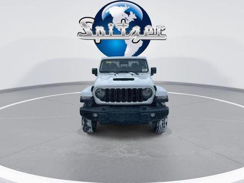 Bright White Clearcoat 2026 Jeep Gladiator Sport