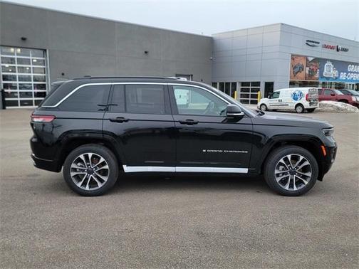 2025 Jeep Grand Cherokee Overland