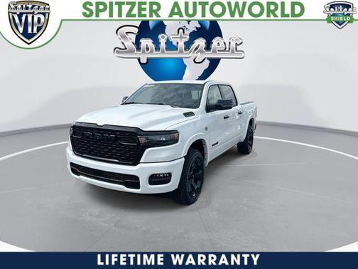 Bright White Clearcoat 2026 RAM 1500 Big Horn/Lone Star