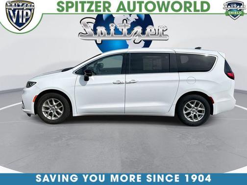 2024 Chrysler Pacifica Touring-L