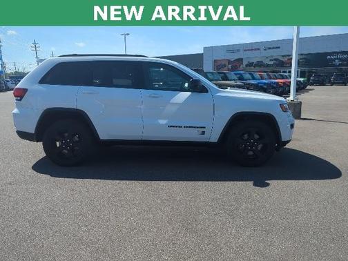 2021 Jeep Grand Cherokee Laredo