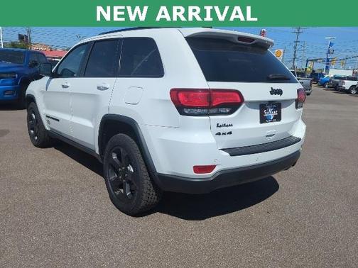 2021 Jeep Grand Cherokee Laredo