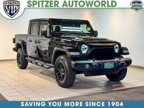 2022 Jeep Gladiator Sport