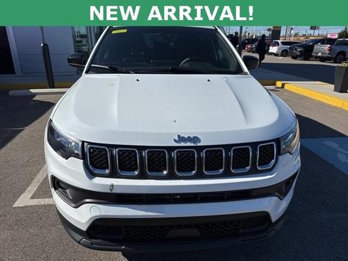 2024 Jeep Compass Latitude Lux