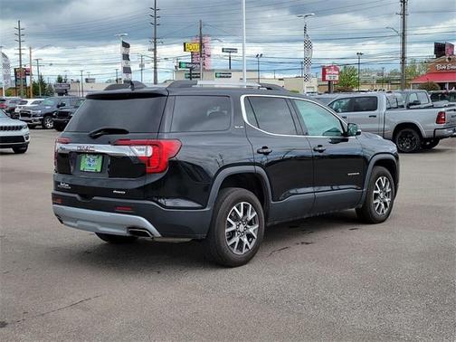 2022 GMC Acadia SLE
