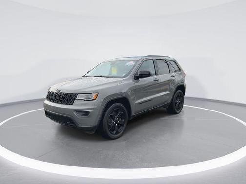 2021 Jeep Grand Cherokee Laredo
