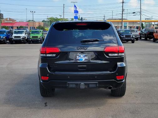 2017 Jeep Grand Cherokee Altitude