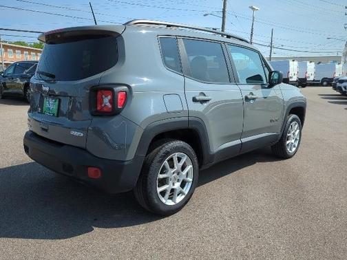 2022 Jeep Renegade Latitude