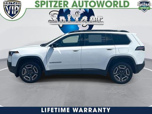 Bright White Clearcoat 2026 Jeep Cherokee LAREDO/LIMITED