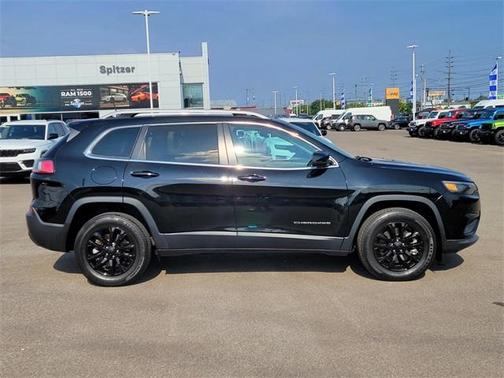 2021 Jeep Cherokee Latitude Lux