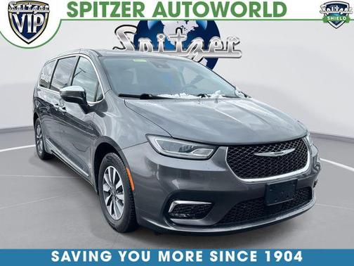 2022 Chrysler Pacifica Hybrid Limited