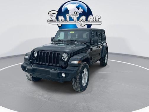 2022 Jeep Wrangler Unlimited Sport