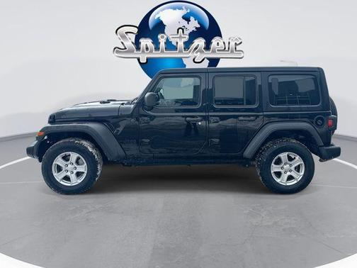 2022 Jeep Wrangler Unlimited Sport