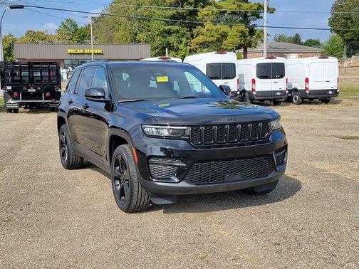 2022 Jeep Grand Cherokee Altitude