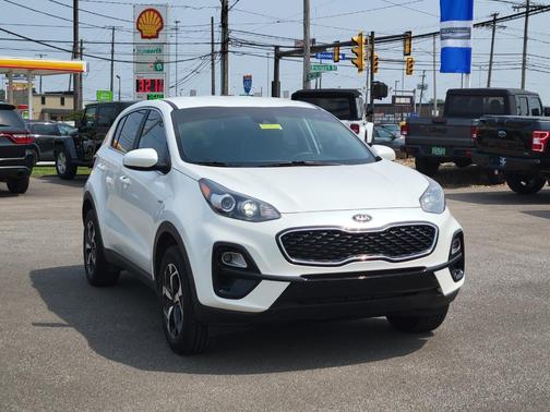 2022 Kia Sportage LX