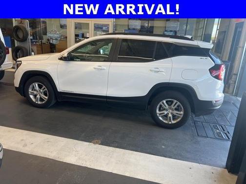 2022 GMC Terrain SLE