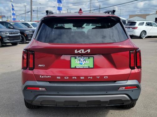 2022 Kia Sorento S