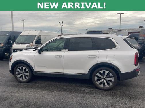 2022 Kia Telluride S