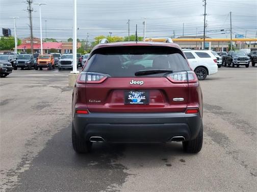 2021 Jeep Cherokee Latitude Lux