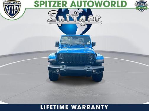 Hydro Blue Pearlcoat 2026 Jeep Gladiator Sport