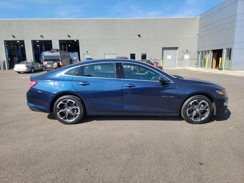 2022 Chevrolet Malibu LT