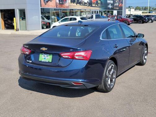 2022 Chevrolet Malibu LT