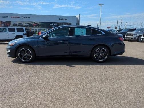 2022 Chevrolet Malibu LT