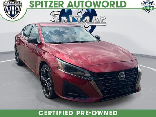 Scarlet Ember 2023 Nissan Altima 2.5 SR